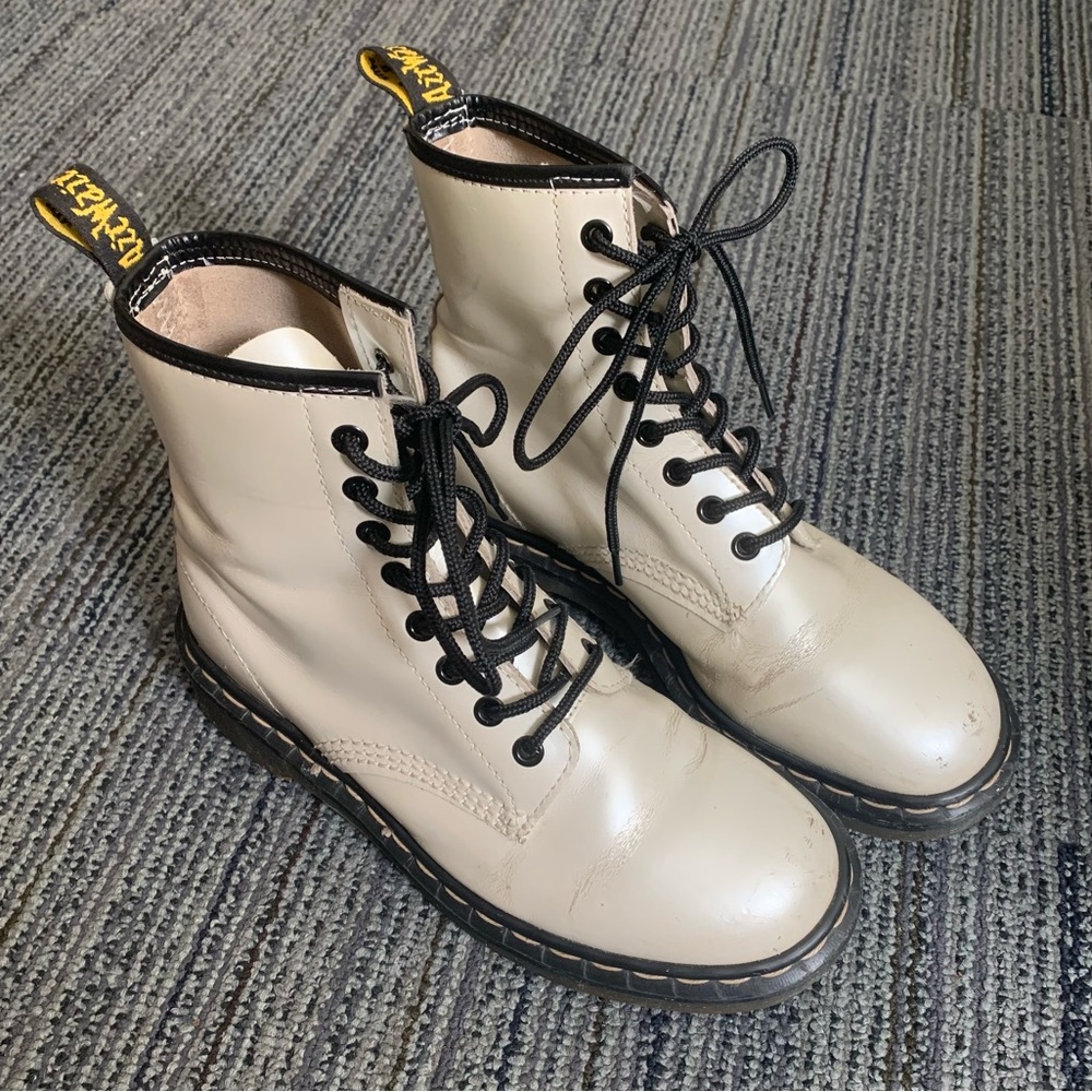 Vintage Made in England MIE Pearly White Doc Martens Lace-Up Boots